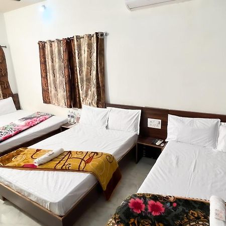 Hotel Rudraksh Удджайн Экстерьер фото