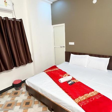 Hotel Rudraksh Удджайн Экстерьер фото