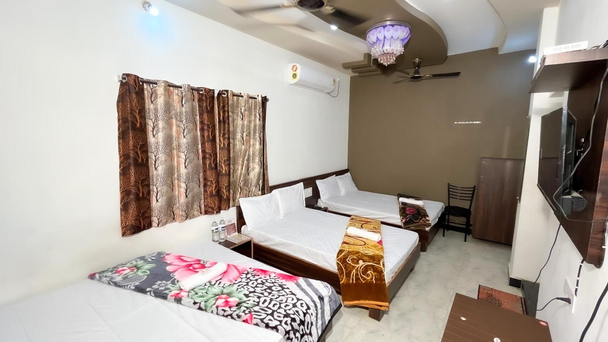 Hotel Rudraksh Удджайн Экстерьер фото